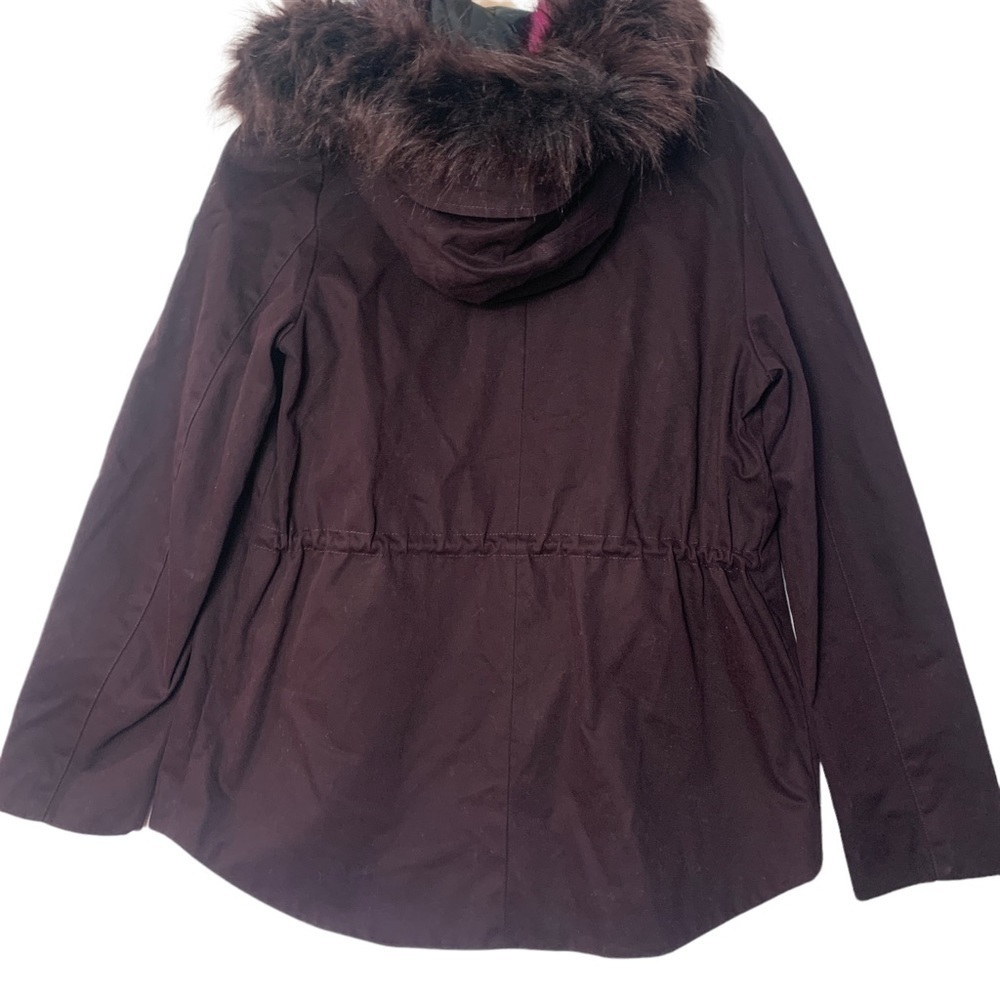 - Gianni Bini Burgundy Anorak Faux Fur Hood w/ Detachable Fur - Picture 7 of 15